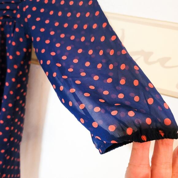 Lavish Maternity semi-sheer polka dot pleated top with bow detail size S - Picture 4 of 7